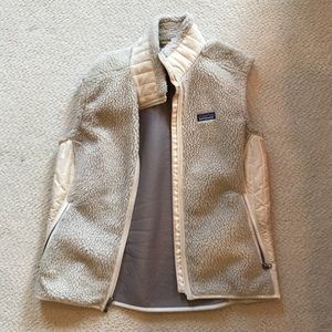 Women’s Patagonia shearling vest